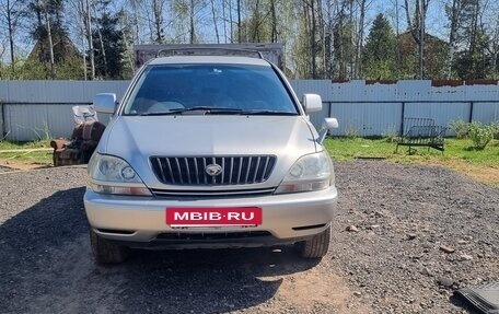 Toyota Harrier, 1998 год, 900 000 рублей, 13 фотография