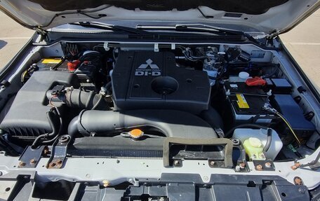 Mitsubishi Pajero IV, 2011 год, 2 345 678 рублей, 7 фотография