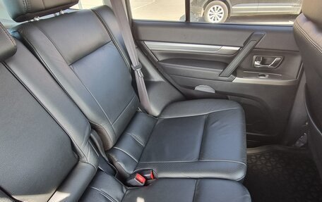 Mitsubishi Pajero IV, 2011 год, 2 345 678 рублей, 9 фотография
