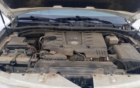 Nissan Patrol, 2011 год, 3 500 000 рублей, 8 фотография