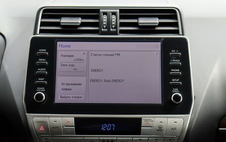 Toyota Land Cruiser Prado 150 рестайлинг 2, 2021 год, 5 880 000 рублей, 19 фотография
