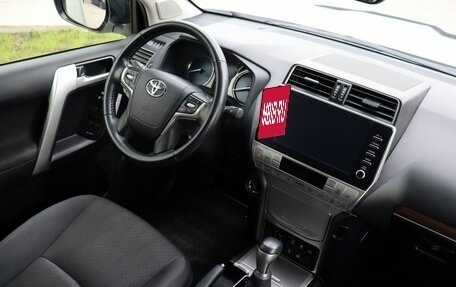 Toyota Land Cruiser Prado 150 рестайлинг 2, 2021 год, 5 880 000 рублей, 13 фотография