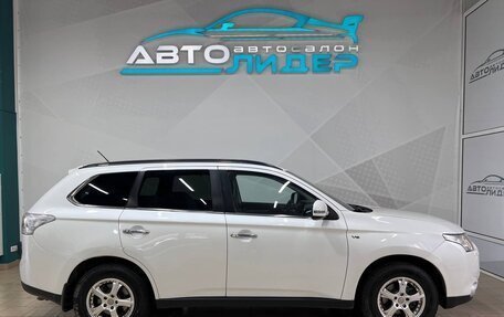 Mitsubishi Outlander III рестайлинг 3, 2013 год, 2 149 000 рублей, 7 фотография