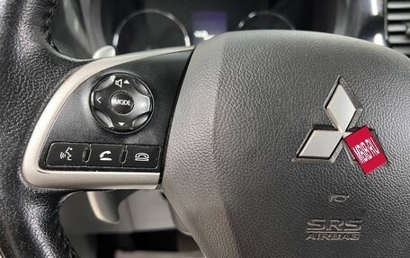 Mitsubishi Outlander III рестайлинг 3, 2013 год, 2 149 000 рублей, 26 фотография