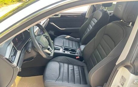 Volkswagen Passat CC, 2022 год, 3 110 000 рублей, 10 фотография