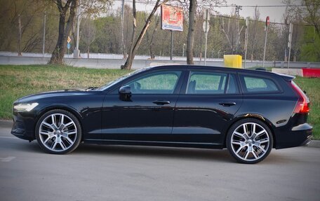 Volvo V60 II, 2020 год, 3 261 000 рублей, 3 фотография
