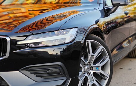 Volvo V60 II, 2020 год, 3 261 000 рублей, 17 фотография