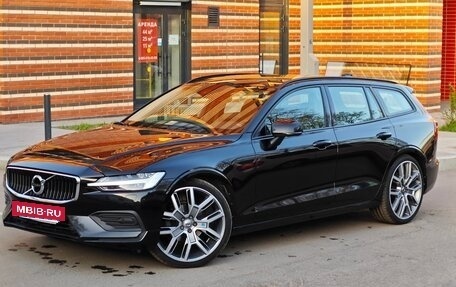 Volvo V60 II, 2020 год, 3 261 000 рублей, 10 фотография
