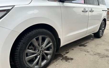 KIA Carnival III, 2018 год, 3 100 000 рублей, 7 фотография