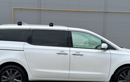KIA Carnival III, 2018 год, 3 100 000 рублей, 9 фотография