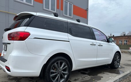 KIA Carnival III, 2018 год, 3 100 000 рублей, 12 фотография