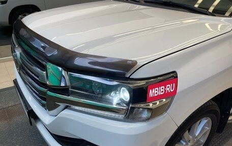 Toyota Land Cruiser 200, 2018 год, 6 500 000 рублей, 7 фотография