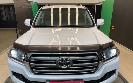 Toyota Land Cruiser 200, 2018 год, 6 500 000 рублей, 2 фотография