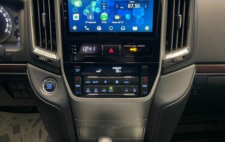 Toyota Land Cruiser 200, 2018 год, 6 500 000 рублей, 27 фотография