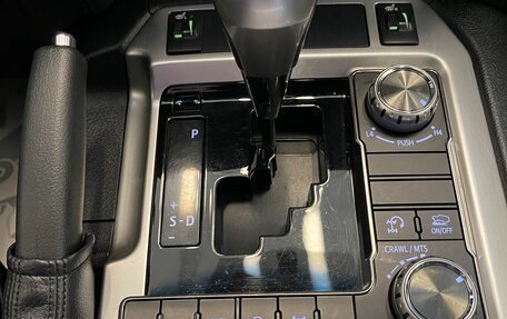 Toyota Land Cruiser 200, 2018 год, 6 500 000 рублей, 29 фотография