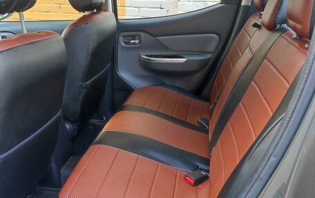 Mitsubishi L200 IV рестайлинг, 2017 год, 2 500 000 рублей, 13 фотография