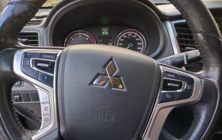 Mitsubishi L200 IV рестайлинг, 2017 год, 2 500 000 рублей, 5 фотография