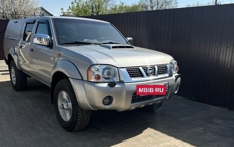 Nissan NP300, 2013 год, 1 290 000 рублей, 3 фотография