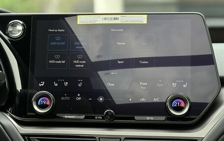Lexus TX, 2024 год, 10 990 000 рублей, 24 фотография
