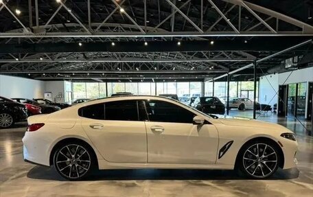 BMW 8 серия, 2022 год, 6 800 000 рублей, 3 фотография