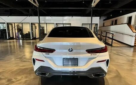 BMW 8 серия, 2022 год, 6 800 000 рублей, 6 фотография