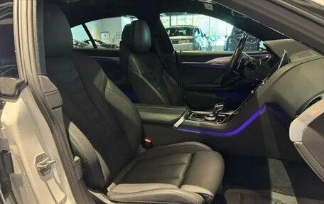 BMW 8 серия, 2022 год, 6 800 000 рублей, 29 фотография