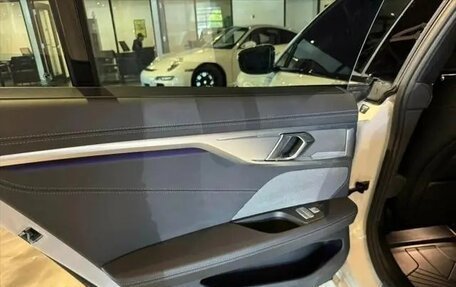 BMW 8 серия, 2022 год, 6 800 000 рублей, 20 фотография