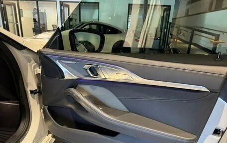BMW 8 серия, 2022 год, 6 800 000 рублей, 27 фотография