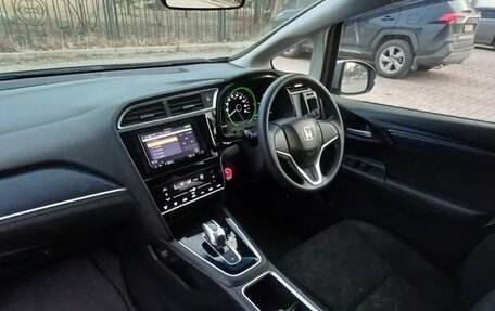 Honda Shuttle II, 2018 год, 1 350 000 рублей, 6 фотография