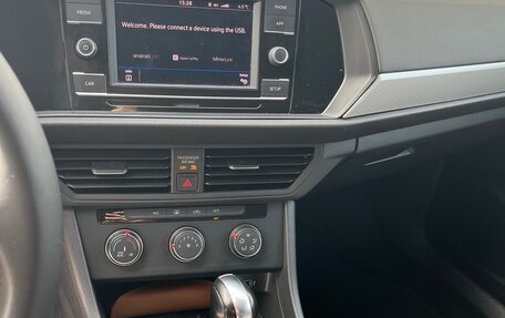 Volkswagen Jetta VII, 2019 год, 1 600 000 рублей, 9 фотография