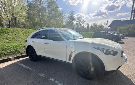 Infiniti FX II, 2010 год, 2 100 000 рублей, 3 фотография
