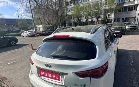 Infiniti FX II, 2010 год, 2 100 000 рублей, 4 фотография