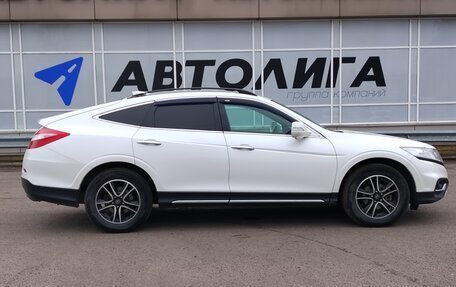 Honda Crosstour I рестайлинг, 2014 год, 1 450 000 рублей, 3 фотография