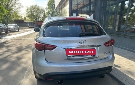 Infiniti FX II, 2010 год, 1 700 000 рублей, 5 фотография