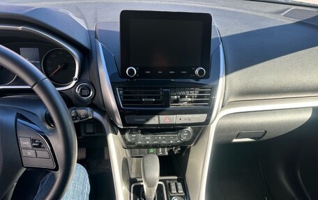 Mitsubishi Eclipse Cross, 2021 год, 2 650 000 рублей, 7 фотография