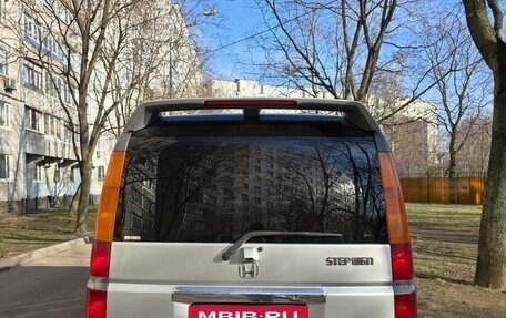 Honda Stepwgn II рестайлинг, 2002 год, 795 000 рублей, 3 фотография