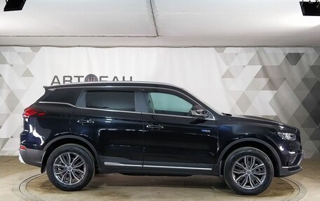 Geely Atlas, 2022 год, 1 918 000 рублей, 6 фотография