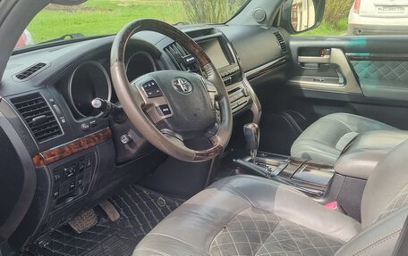 Toyota Land Cruiser 200, 2008 год, 2 888 888 рублей, 10 фотография