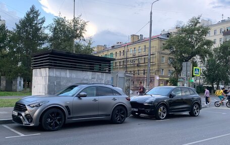 Infiniti FX II, 2010 год, 1 800 000 рублей, 2 фотография