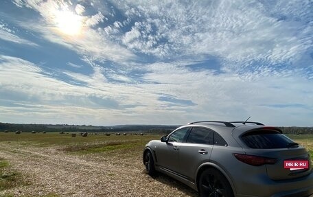 Infiniti FX II, 2010 год, 1 800 000 рублей, 10 фотография