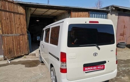 Toyota Lite Ace VI, 2008 год, 1 650 000 рублей, 3 фотография