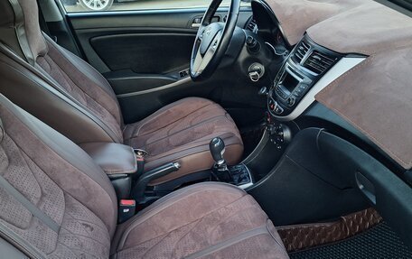 Hyundai Solaris II рестайлинг, 2014 год, 880 000 рублей, 14 фотография