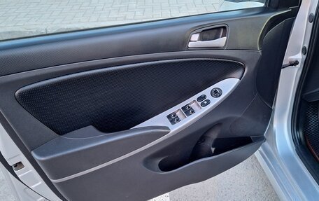 Hyundai Solaris II рестайлинг, 2014 год, 880 000 рублей, 10 фотография