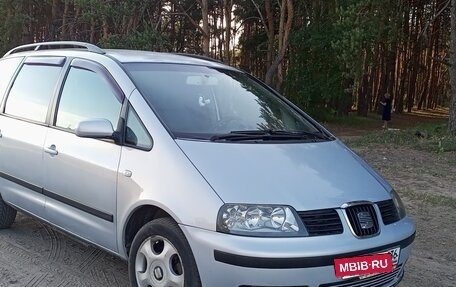 SEAT Alhambra II рестайлинг, 2003 год, 499 000 рублей, 4 фотография