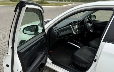 Toyota Corolla, 2016 год, 1 370 000 рублей, 17 фотография
