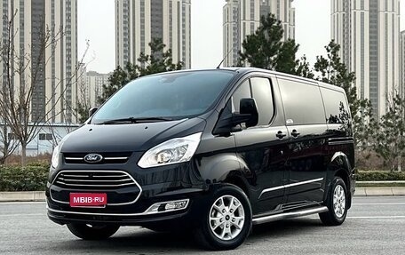 Ford Tourneo Custom I рестайлинг, 2020 год, 2 120 000 рублей, 1 фотография
