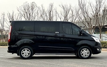 Ford Tourneo Custom I рестайлинг, 2020 год, 2 120 000 рублей, 8 фотография
