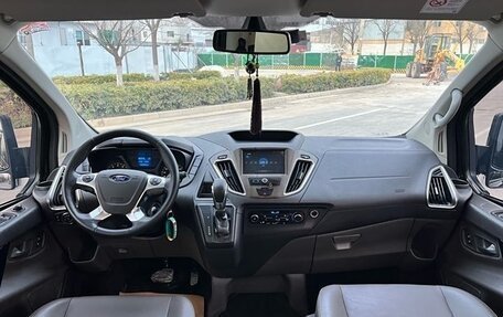 Ford Tourneo Custom I рестайлинг, 2020 год, 2 120 000 рублей, 18 фотография