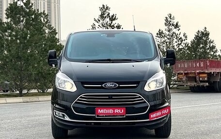 Ford Tourneo Custom I рестайлинг, 2020 год, 2 120 000 рублей, 2 фотография
