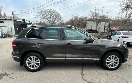 Volkswagen Touareg III, 2017 год, 3 870 000 рублей, 4 фотография